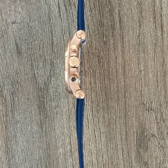 Michael Kors Aviator Watch - Picture 2 of 4